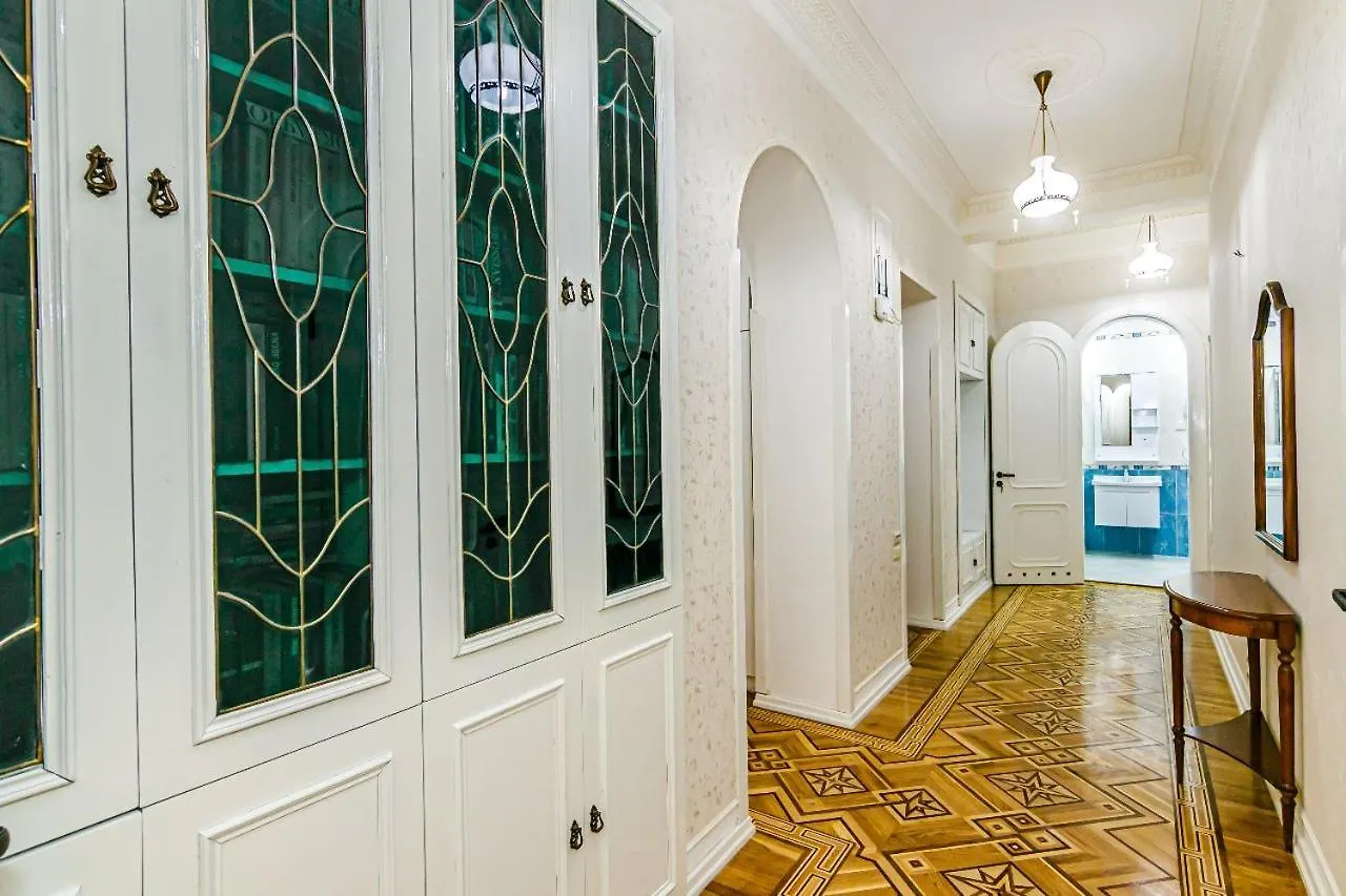 Apartment Azercell In The Fountain Baku